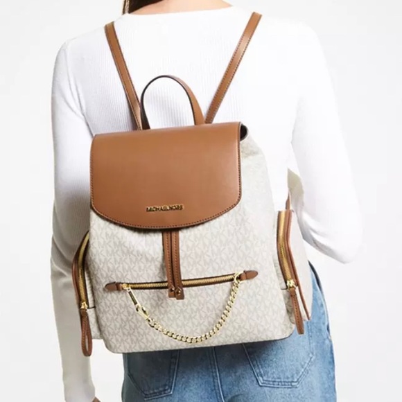 Michael Kors Jet Set Large Logo Backpack in Vanilla/Acorn - Picture 5 of 8